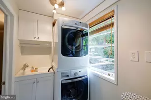 9420 Holland Ave, Bethesda, MD 20814 - Photo 37