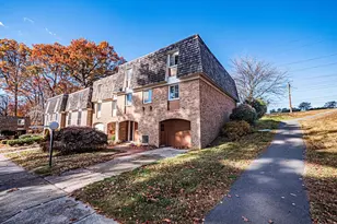 10350 Watkins Mill Dr, Gaithersburg, MD 20886 - Photo 3