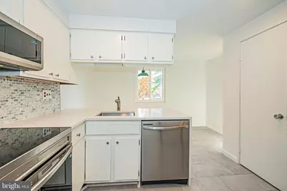 10350 Watkins Mill Drive, Gaithersburg, MD 20886 - Photo 15