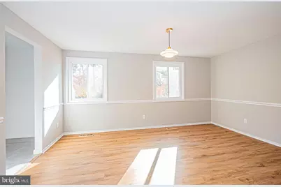 10350 Watkins Mill Drive, Gaithersburg, MD 20886 - Photo 5