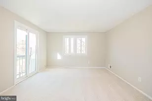 10350 Watkins Mill Dr, Gaithersburg, MD 20886 - Photo 31