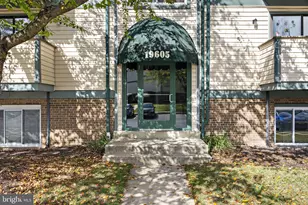 19605 Gunners Branch Rd, Germantown, MD 20876 - Photo 5