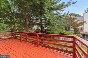 11111 Weatherburn Pl, Gaithersburg, MD 20879 - Photo 17