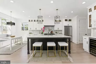 9309 Lindale Drive, Bethesda, MD 20817 - Photo 5