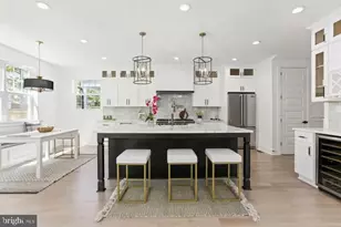 9309 Lindale Dr, Bethesda, MD 20817 - Photo 5