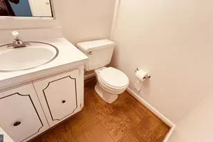 7853 Muirfield Ct, Potomac, MD 20854 - Photo 19