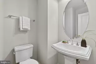 864 Thompson Cres, Rockville, MD 20852 - Photo 5