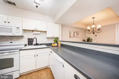 5804 Inman Park Circle #340, Rockville, MD 20852 - Photo 11