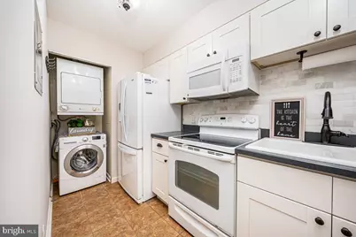 5804 Inman Park Circle #340, Rockville, MD 20852 - Photo 13