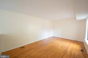 10 Brian Ct, Gaithersburg, MD 20877 - Photo 5