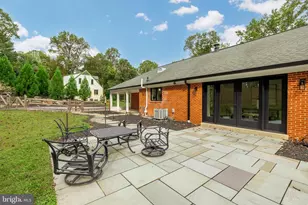 1325 Patuxent Dr, Ashton, MD 20861 - Photo 11