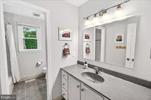 21800 Glendalough Rd, Gaithersburg, MD 20882 - Photo 53