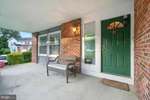 18321 Swan Stream Dr, Gaithersburg, MD 20877 - Photo 3