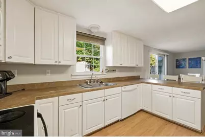 18321 Swan Stream Drive, Gaithersburg, MD 20877 - Photo 19