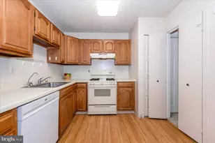 5225 Pooks Hill Rd, Bethesda, MD 20814 - Photo 5