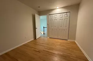 10676 Muirfield Dr, Potomac, MD 20854 - Photo 9