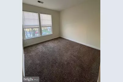 18704 Harmony Woods Lane, Germantown, MD 20874 - Photo 13