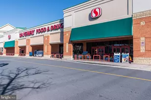 801 Pleasant Dr, Rockville, MD 20850 - Photo 35