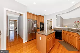 12313 Cherry Branch Dr, Clarksburg, MD 20871 - Photo 47