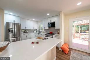 12 Solitaire Ct, Gaithersburg, MD 20878 - Photo 21