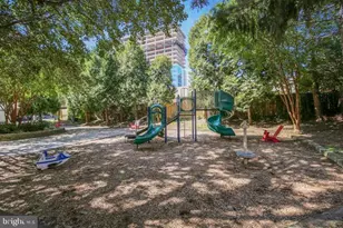 7814 Tilbury St, Bethesda, MD 20814 - Photo 21