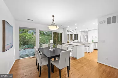 7108 Broxburn Drive, Bethesda, MD 20817 - Photo 7