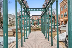 402 Main St, Gaithersburg, MD 20878 - Photo 23