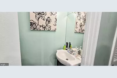 8402 Towne Crest Court, Gaithersburg, MD 20877 - Photo 13
