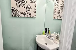 8402 Towne Crest Ct, Gaithersburg, MD 20877 - Photo 13