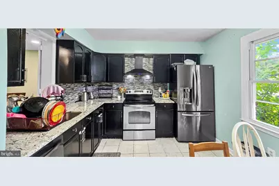 8402 Towne Crest Court, Gaithersburg, MD 20877 - Photo 5