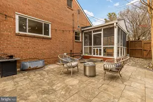 1102 Dale Dr, Silver Spring, MD 20910 - Photo 9