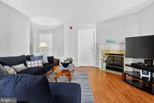 11820 Eton Manor Dr, Germantown, MD 20876 - Photo 7