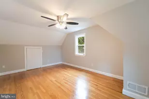 9211 Bells Mill Rd, Potomac, MD 20854 - Photo 21