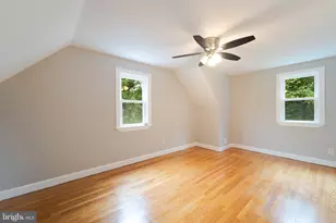 9211 Bells Mill Rd, Potomac, MD 20854 - Photo 19