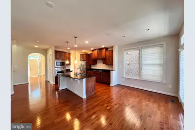 376 Parkview Avenue, Gaithersburg, MD 20878 - Photo 7