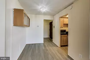 4 Monroe St, Rockville, MD 20850 - Photo 9