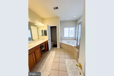 198 Hidden Forest Court, Gaithersburg, MD 20877 - Photo 33