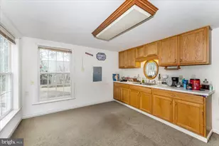 10891 Bethesda Church Rd, Damascus, MD 20872 - Photo 11