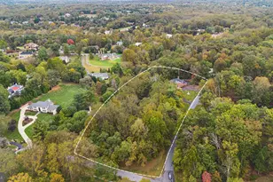 10900 Tara Rd, Potomac, MD 20854 - Photo 3