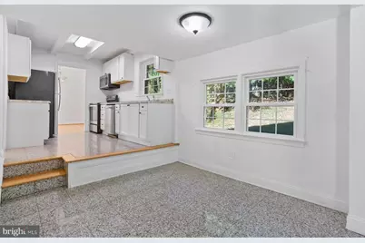 1242 Derbyshire Road, Potomac, MD 20854 - Photo 7