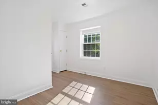 1242 Derbyshire Rd, Potomac, MD 20854 - Photo 35