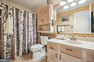 30 Spring St, Gaithersburg, MD 20877 - Photo 25