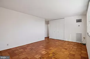 4601 N Park Ave N, Chevy Chase, MD 20815 - Photo 29