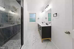 10220 Capitol View Ave, Silver Spring, MD 20910 - Photo 43