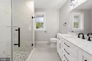 10220 Capitol View Ave, Silver Spring, MD 20910 - Photo 51