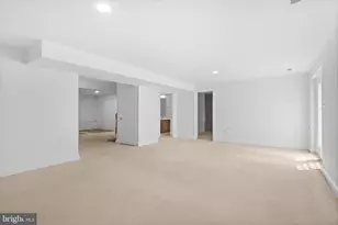 10604 Maplecrest, Potomac, MD 20854 - Photo 65