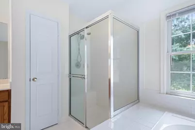 10604 Maplecrest, Potomac, MD 20854 - Photo 41