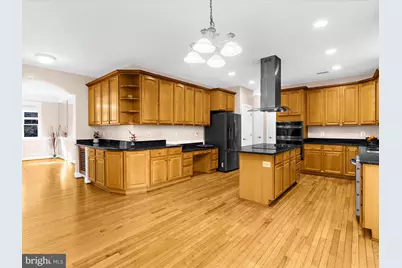 15533 Thompson Road, Silver Spring, MD 20905 - Photo 9