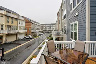 9764 Fields Rd, Gaithersburg, MD 20878 - Photo 31