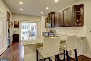 9764 Fields Rd, Gaithersburg, MD 20878 - Photo 11